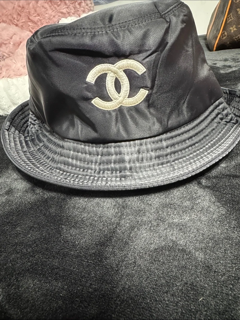Source Unknown Black Bucket Hat with White Double C Logo